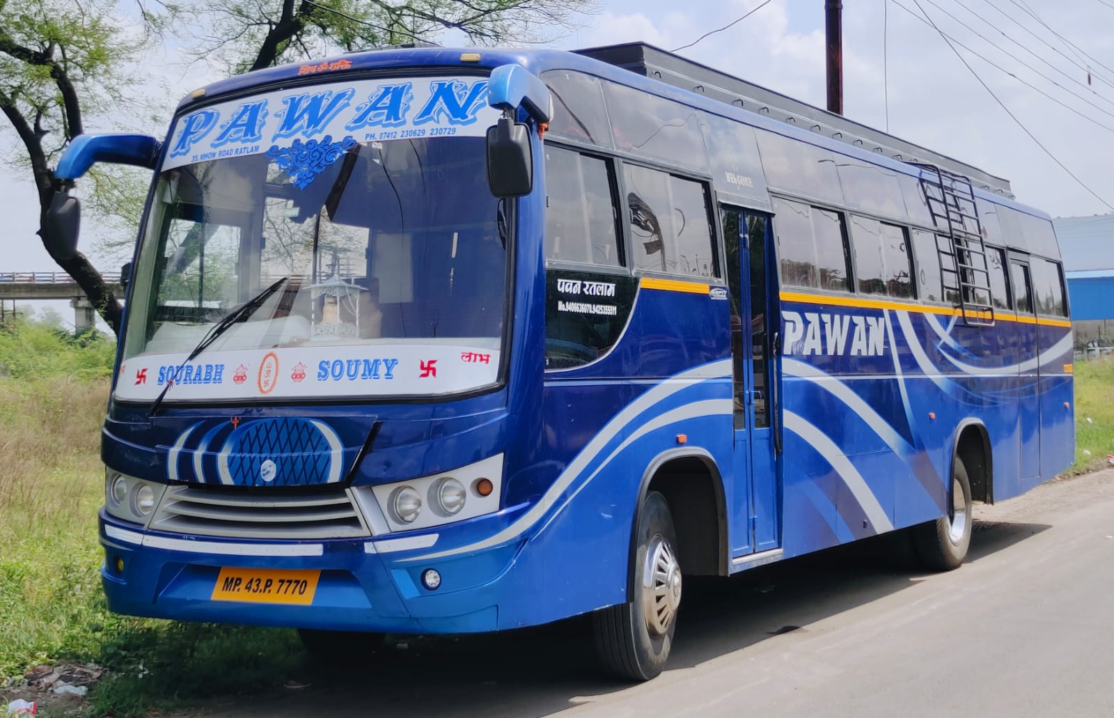 Premium Coach - Pawan Tours and Travels, Ratlam